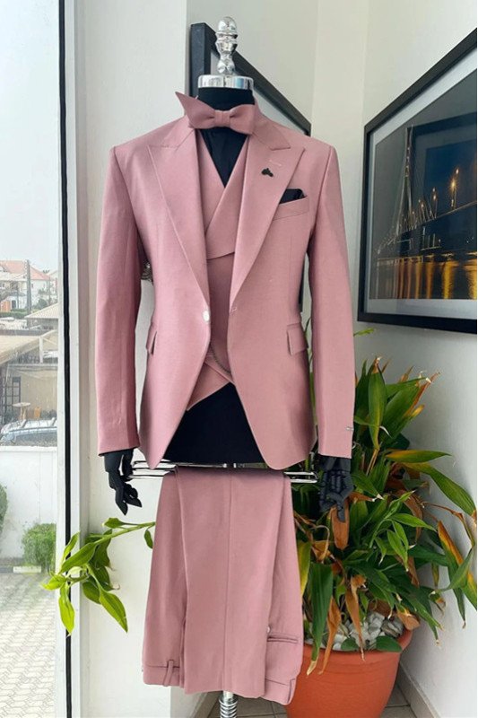 Carson Trendy Pink Three Pieces Peaked Lapel Close Fitting Men Suits