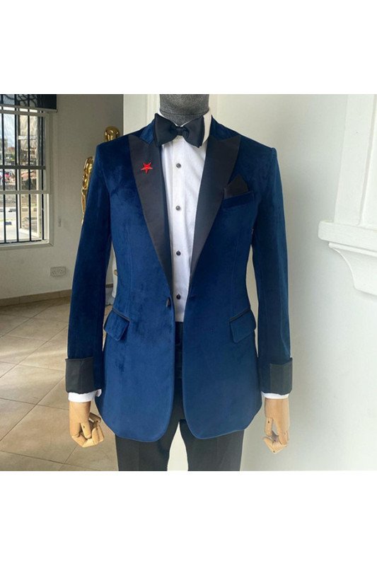 Brady Blue Velvet Close Fitting Peaked Lapel Fashion Men Suits