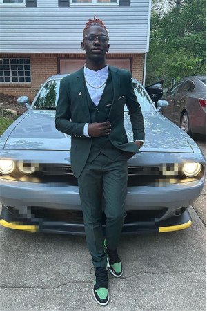 Andrew Modern Close Fitting Dark Green Three Pieces Prom Suit Andrew Modern Close Fitting Dark Green Three Pieces Prom Suit