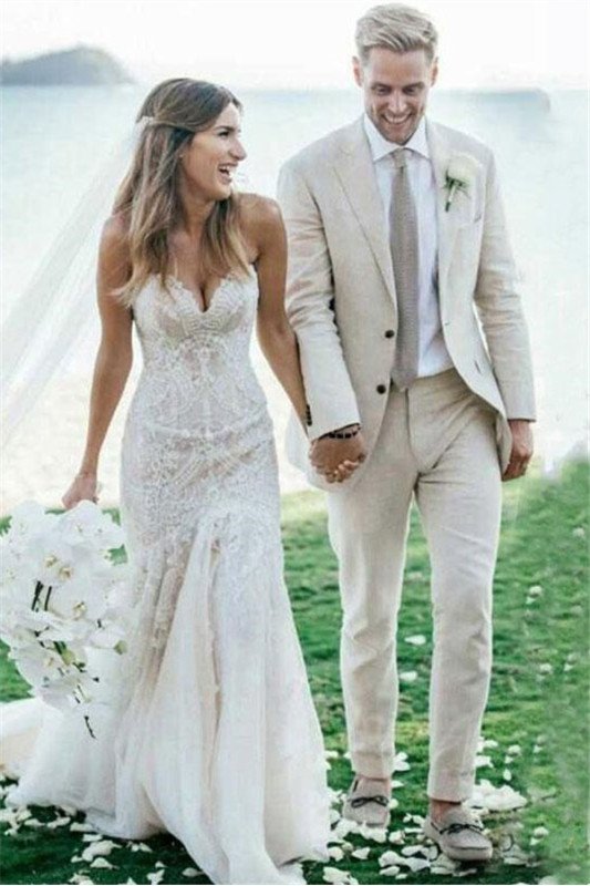 Ivory Chic Beach Linen Wedding Tuxedo for Men with Three-Pieces