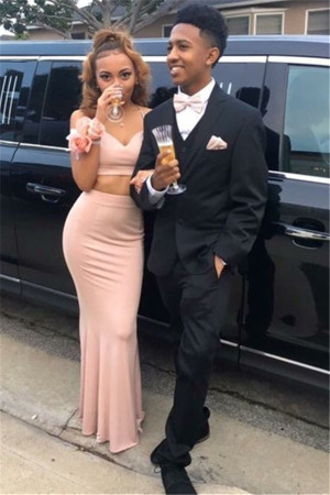 Chic Three-Piece Black Best Fitted Prom Suit with Notch Lapel Chic Three-Piece Black Best Fitted Prom Suit with Notch Lapel