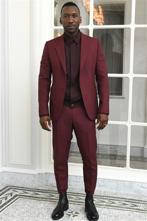 Burgundy Peaked Lapel Men Suits | Two Piece Best Fitted Prom Outfits  Burgundy Peaked Lapel Men Suits | Two Piece Best Fitted Prom Outfits