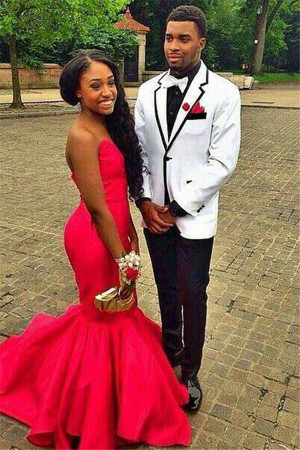 White Notched Lapel One buttons Bespoke Mens Suits White Notched Lapel One buttons Bespoke Mens Suits