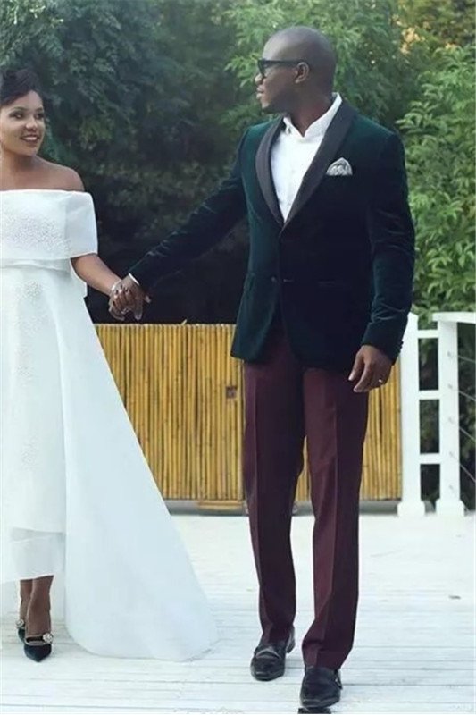 Stylish Dark Green Velvet Shawl Lapel Wedding Suits for Men