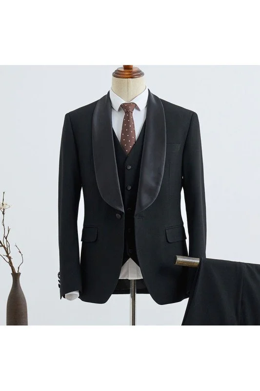 Beacher Elegant 3 Pieces Best Fitted Custom Wedding Suit For Grooms Beacher Elegant 3 Pieces Best Fitted Custom Wedding Suit For Grooms
