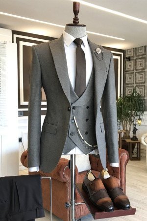 PaTrendy Solid Gray Peaked Lapel Double Breasted Bespoke Business Men Suits PaTrendy Solid Gray Peaked Lapel Double Breasted Bespoke Business Men Suits