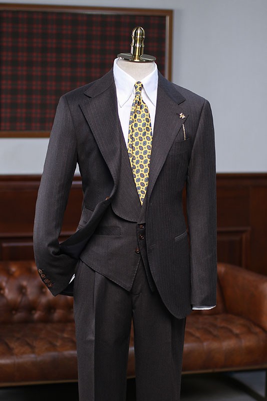 New Arrival Coffee Striped Three Pieces Bespoke Formal Menswear