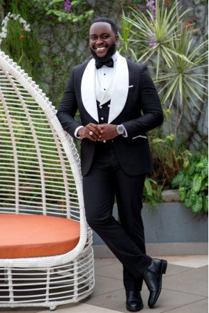 Gilbert Formal Black Three Pieces Men Suits With White Shawl Lapel Gilbert Formal Black Three Pieces Men Suits With White Shawl Lapel