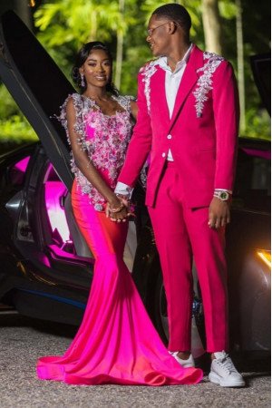 Jim Trendy Fuchsia Notched Lapel Appliques Prom Men Suits