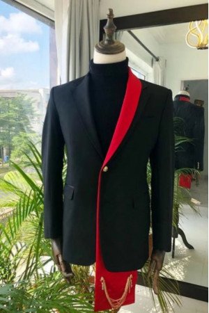 Lee Chic Black Notched Lapel Men Suits With Red Lapel Lee Chic Black Notched Lapel Men Suits With Red Lapel