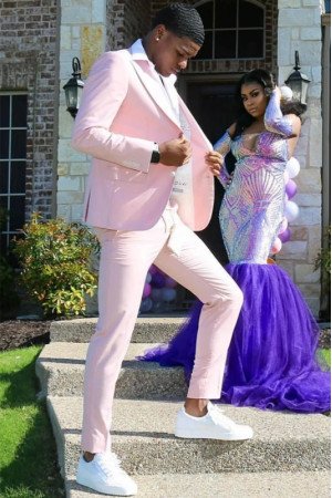 Orville Pink Peaked Lapel Close Fitting Prom Men Suits Orville Pink Peaked Lapel Close Fitting Prom Men Suits
