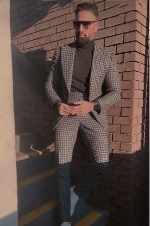 Harry New Arrival Gray Peaked Lapel Plaid Men Suits For Prom Harry New Arrival Gray Peaked Lapel Plaid Men Suits For Prom