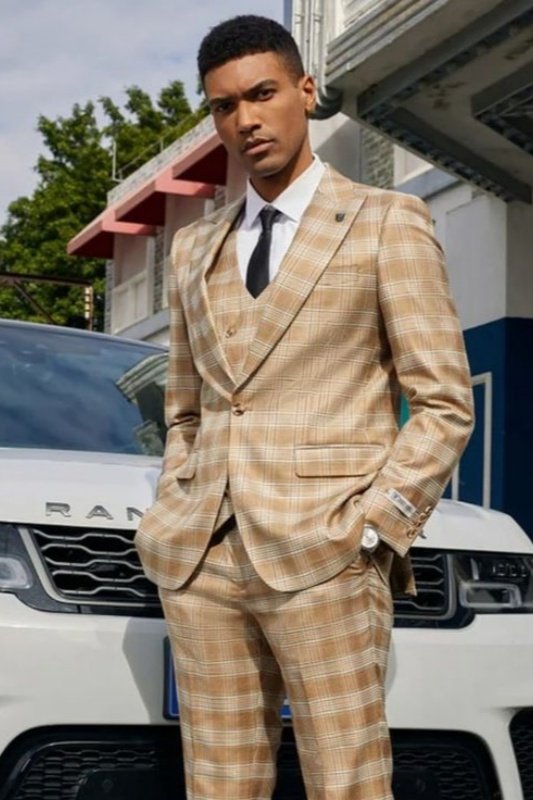 Barry Stylish Khaki Peaked Lapel Plaid Three Pieces Men Suits For Prom