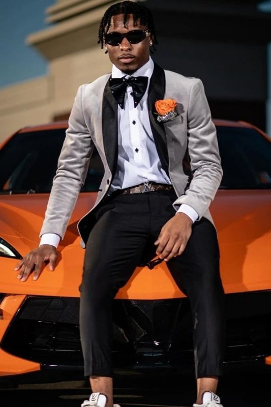 Giancarlo Gray Shawl Lapel Velvet Prom Men Suits 