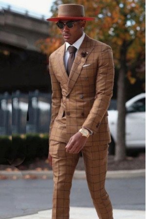 Jerome Khaki Peaked Lapel Double Breasted Plaid Close Fitting Men Suits