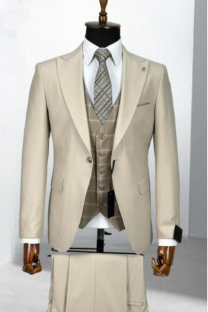Tanner Light Khaki Peaked Lapel Three Pieces Business Men Suits Tanner Light Khaki Peaked Lapel Three Pieces Business Men Suits