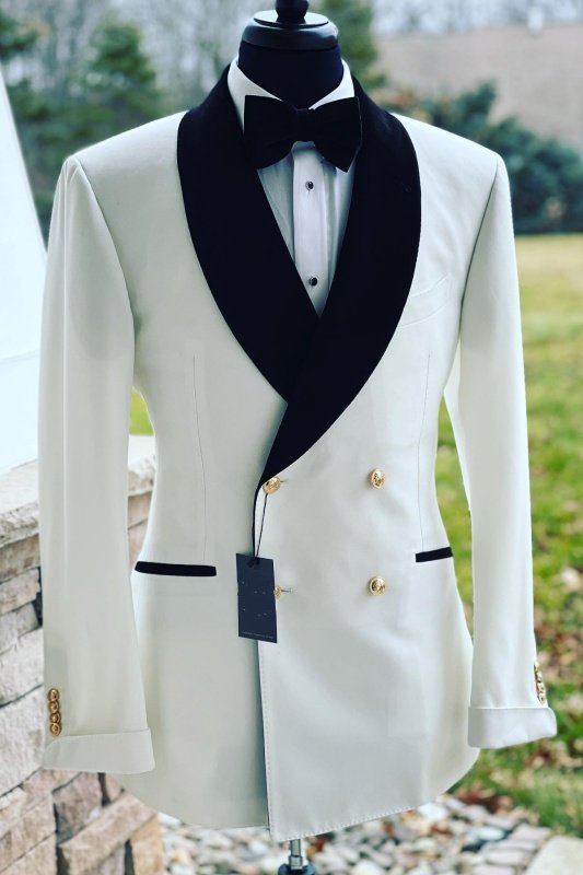 Garrett Formal White Double Breasted Best Fitted Wedding Men Suits With Velvet Shawl Lapel