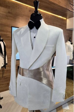 Greg Chic White Jacquard Shawl Lapel Wedding Men Suits With Velvet Belt Greg Chic White Jacquard Shawl Lapel Wedding Men Suits With Velvet Belt