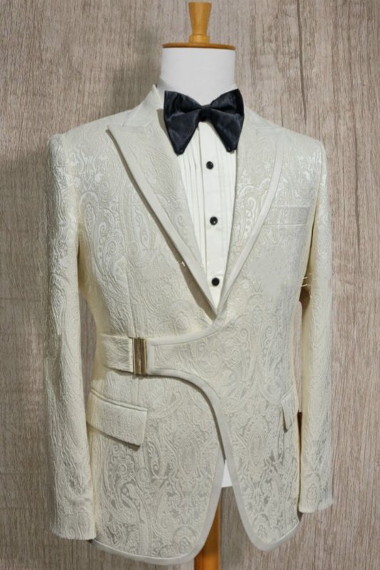 Aldrich Newest White Peaked Lapel Jacquard Wedding Suits With Belt