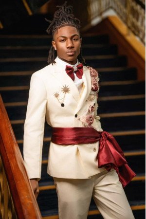 Ingemar New Arrival Beige Peaked Lapel Double Breasted Appliques Prom Men Suits