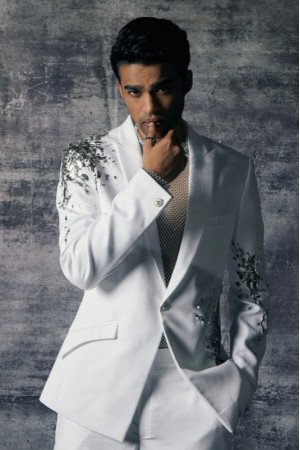 Jacob Newest White Peaked Lapel Appliques Men Suits For Prom