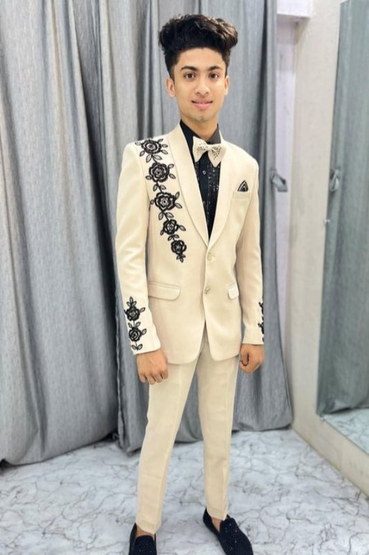 Campbell Simple Khaki Shawl Lapel Appliques Prom Outfit Men Suits