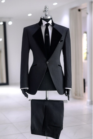 Owen Newest Black Notched Lapel Plaid Men Suits For Prom 