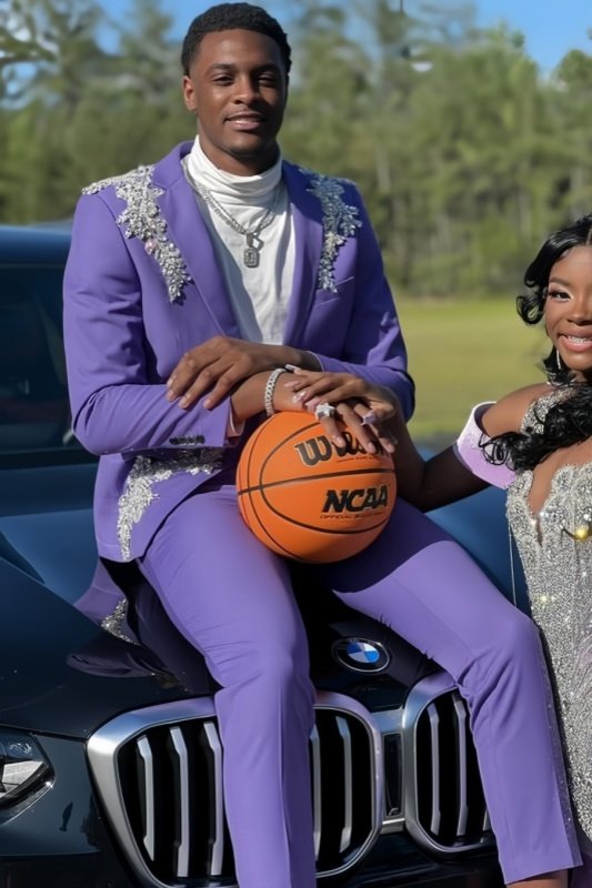 Geoff Smart Light Purple Notched Lapel Appliques Prom Men Suits