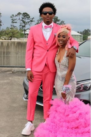 Geoffrey Stylish Fuchsia Notched Lapel Three Pieces Prom Men Suits