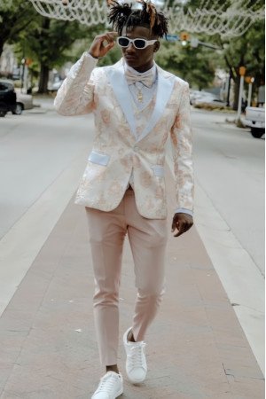 Carlson Beige Peaked Lapel Jacquard Three Pieces Close Fitting Men Suits 