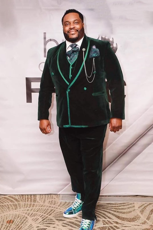 Ed Smart Dark Green  Double Breasted Velvet Shawl Lapel Three Pieces Big And Tall Men Suits