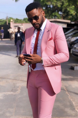 William Chic Pink Peaked Lapel Slim Fit Bespoke Men Suits for Prom William Chic Pink Peaked Lapel Slim Fit Bespoke Men Suits for Prom