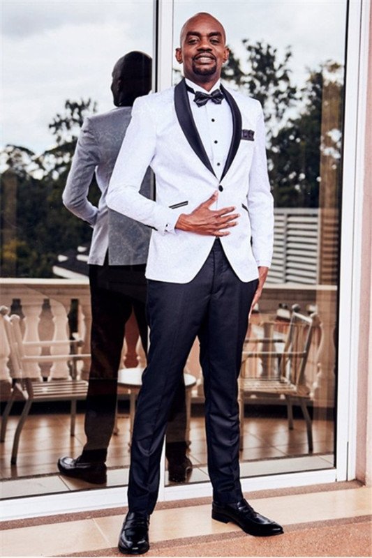 New Arrival Bespoke White Jacquard Wedding Suits with Black Lapel