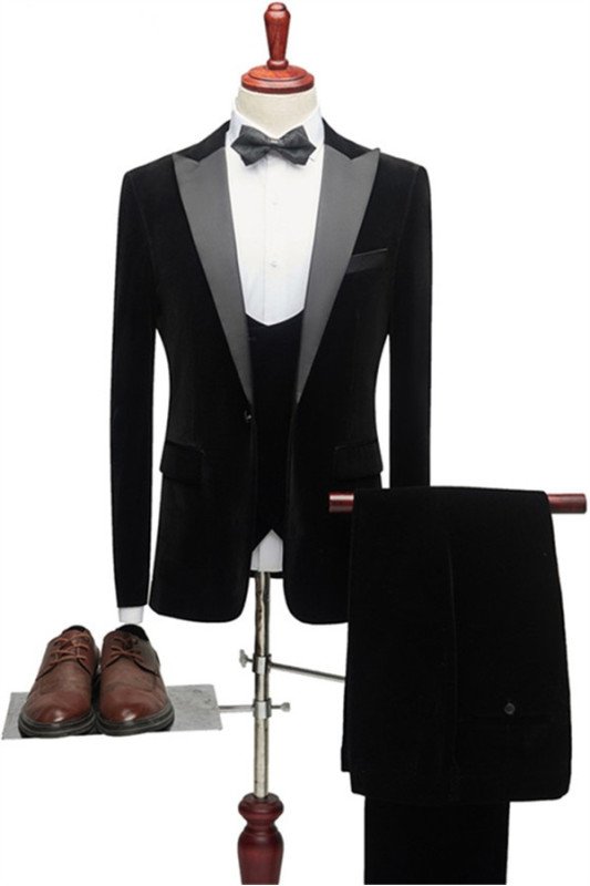 Tyler Black Chic Velvet Three Pieces Slim Fit Men Suits for Prom