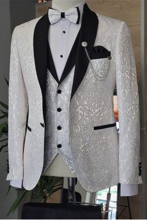 Alejandro New Arrival Ivory Jacquard Three Pieces Wedding Suit for Men Alejandro New Arrival Ivory Jacquard Three Pieces Wedding Suit for Men