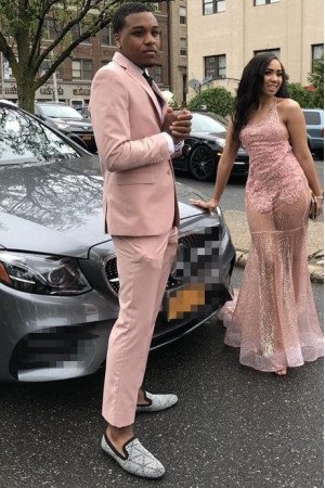 Fashion Pink Notched Lapel Two Pieces Slim Fit Prom Suit for Boy Fashion Pink Notched Lapel Two Pieces Slim Fit Prom Suit for Boy