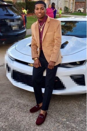 Chic Champagne Notched Lapel Two Pieces Men Suits for Prom