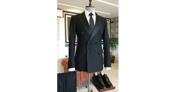 Fabulous Yellow Double Breasted Peaked Lapel Slim Fit Bespoke Men Suits
